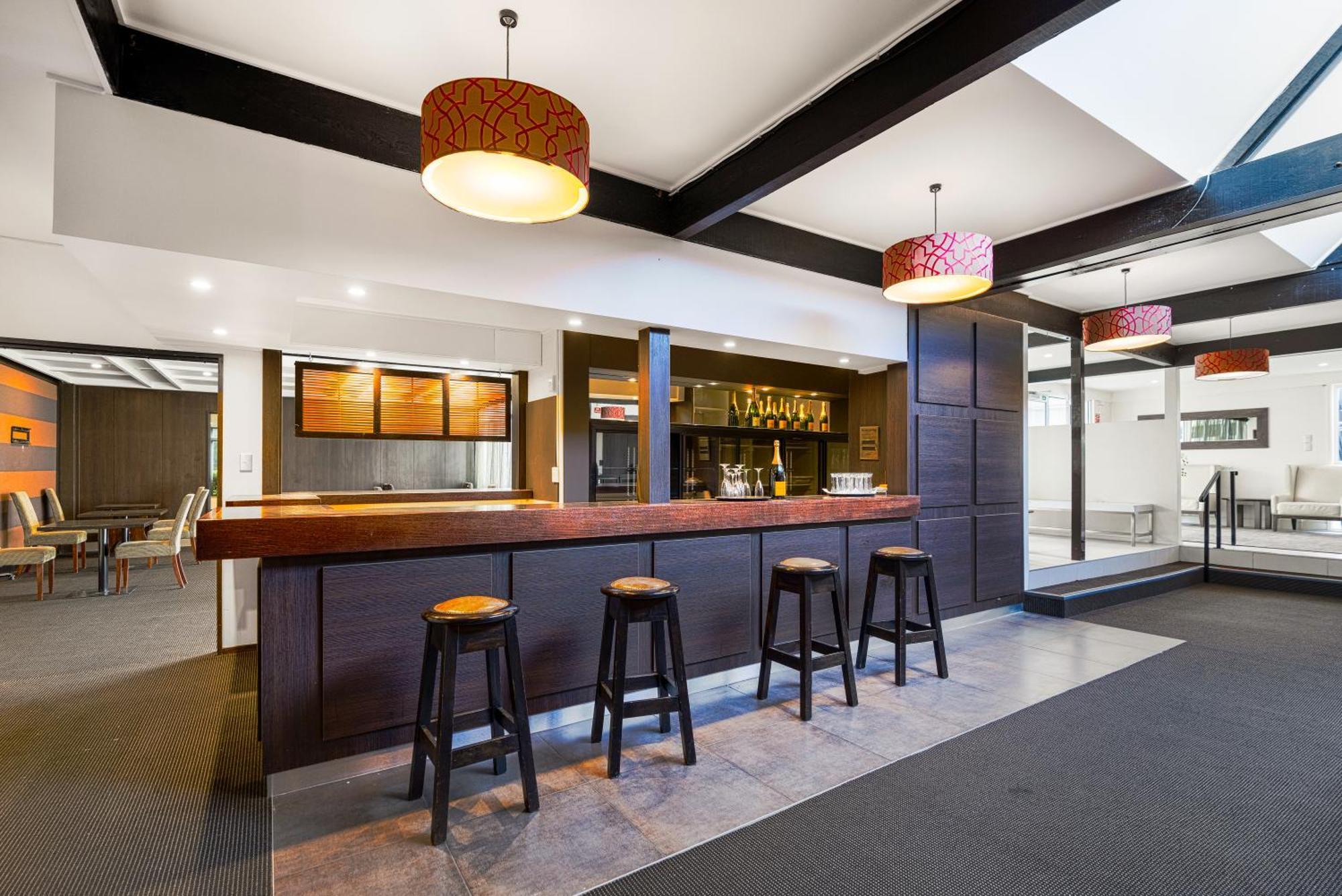 Grand Riccarton Hotel Christchurch Exterior photo