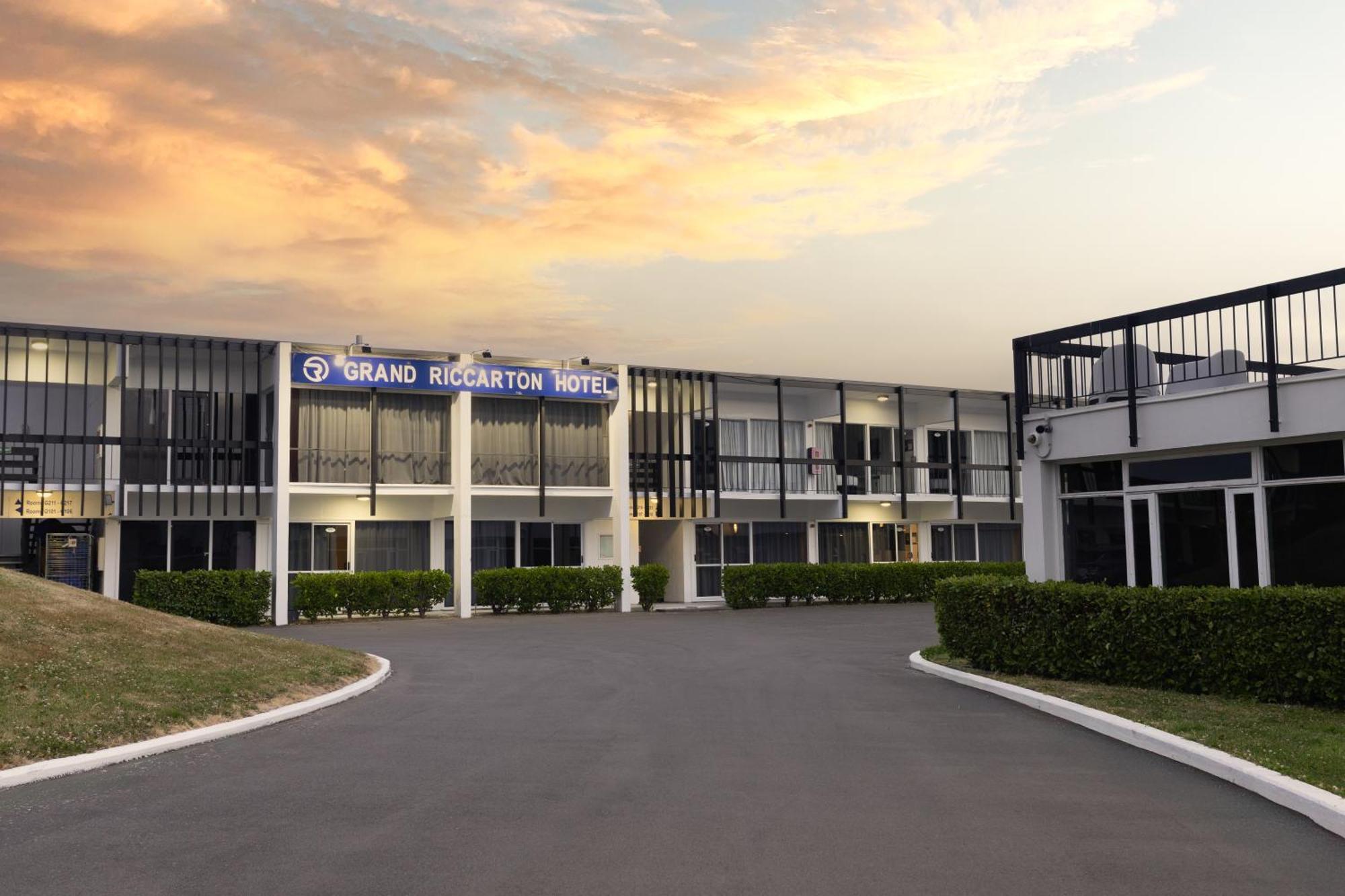 Grand Riccarton Hotel Christchurch Exterior photo